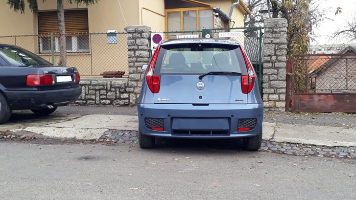 Beálltak mögém, 3 napja nem tudok kiállni a parkolóból. Mit tehetek? — Totalcar
