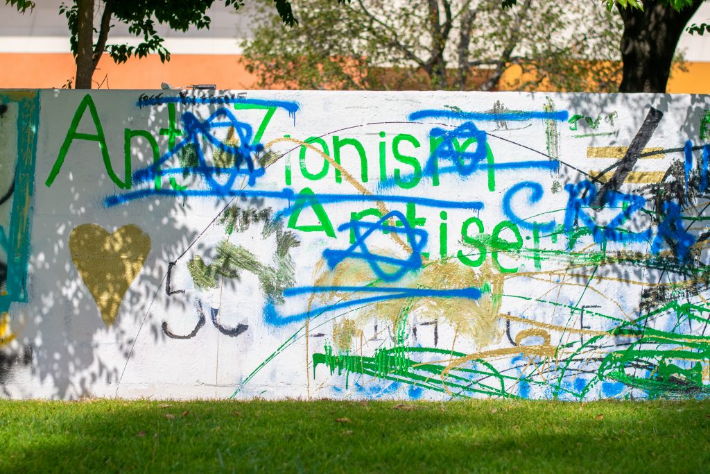 Right-wing foundation to sue Pomona, Pitzer - The Student Life