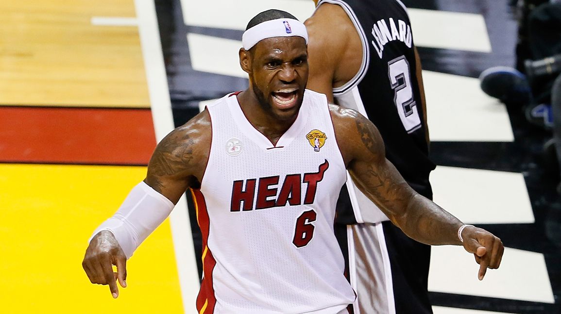 Ex-Heat security guard sentenced to three years in prison after theft of game-used items | cllct