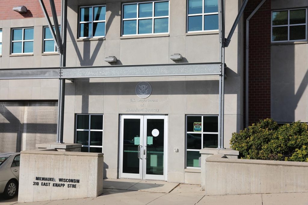 ICE Arrests Asylum Seekers During Routine Check-In » Urban Milwaukee