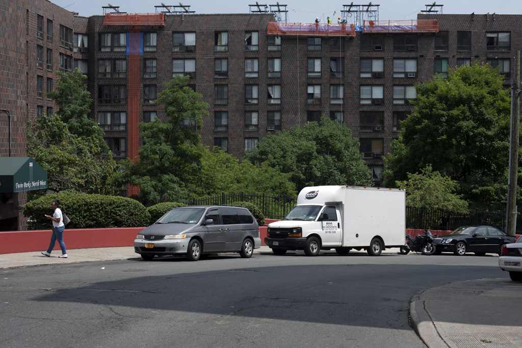 The Landscape of Housing: Twin Parks Northwest 40 Years On - Urban Omnibus