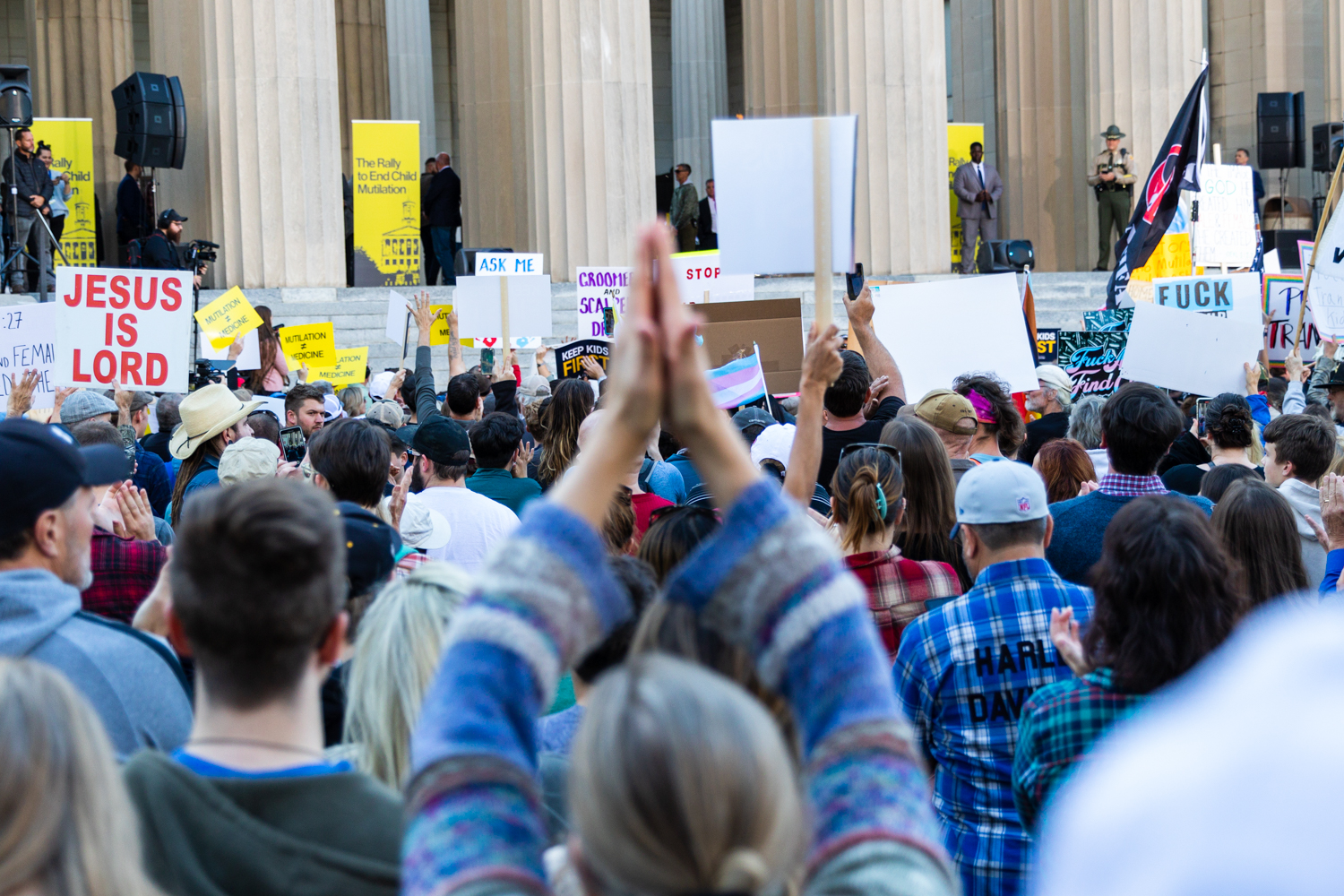Matt Walsh hosts anti-trans rally headlined by Marsha Blackburn, Tulsi Gabbard – The Vanderbilt Hustler