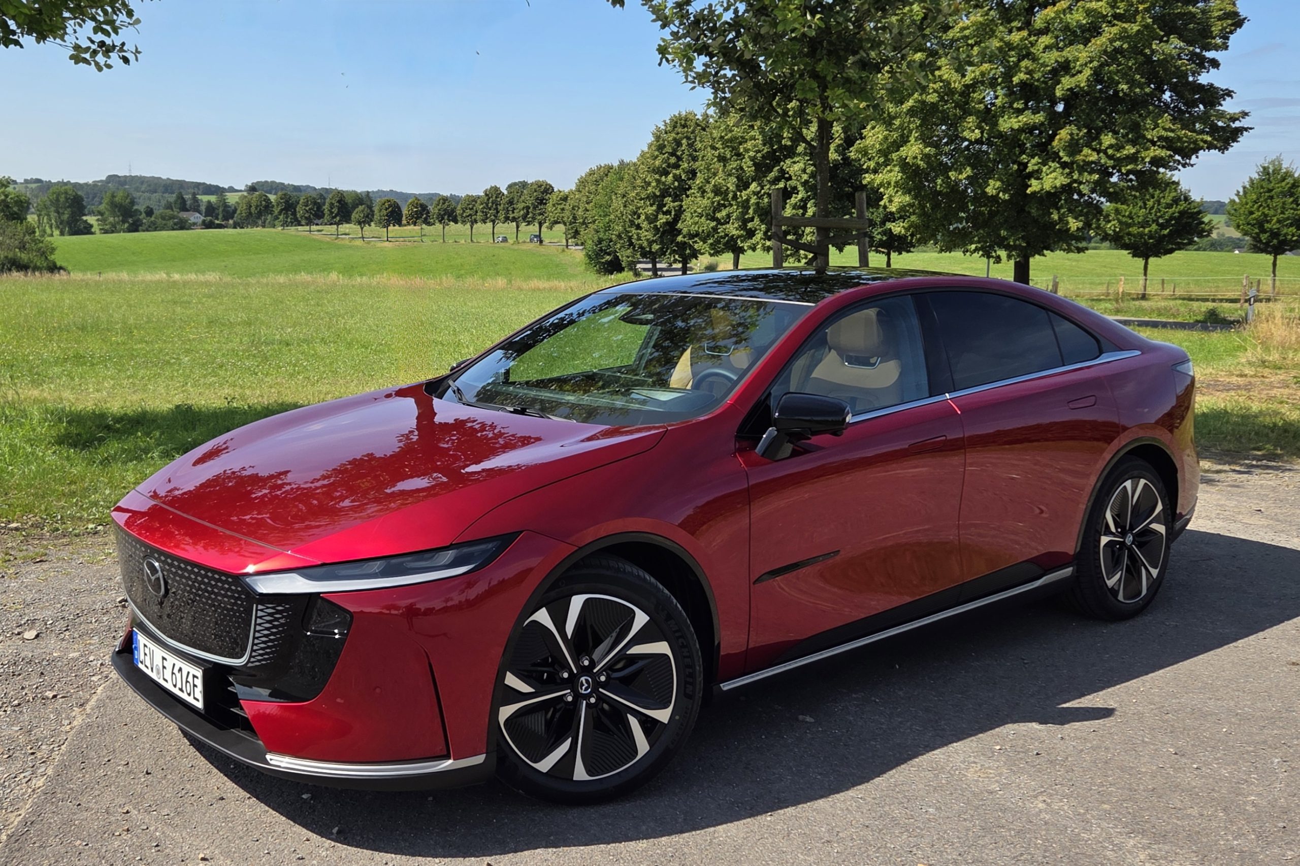 Villámteszt: Mazda 6e – a nagy dobás - Villanyautósok