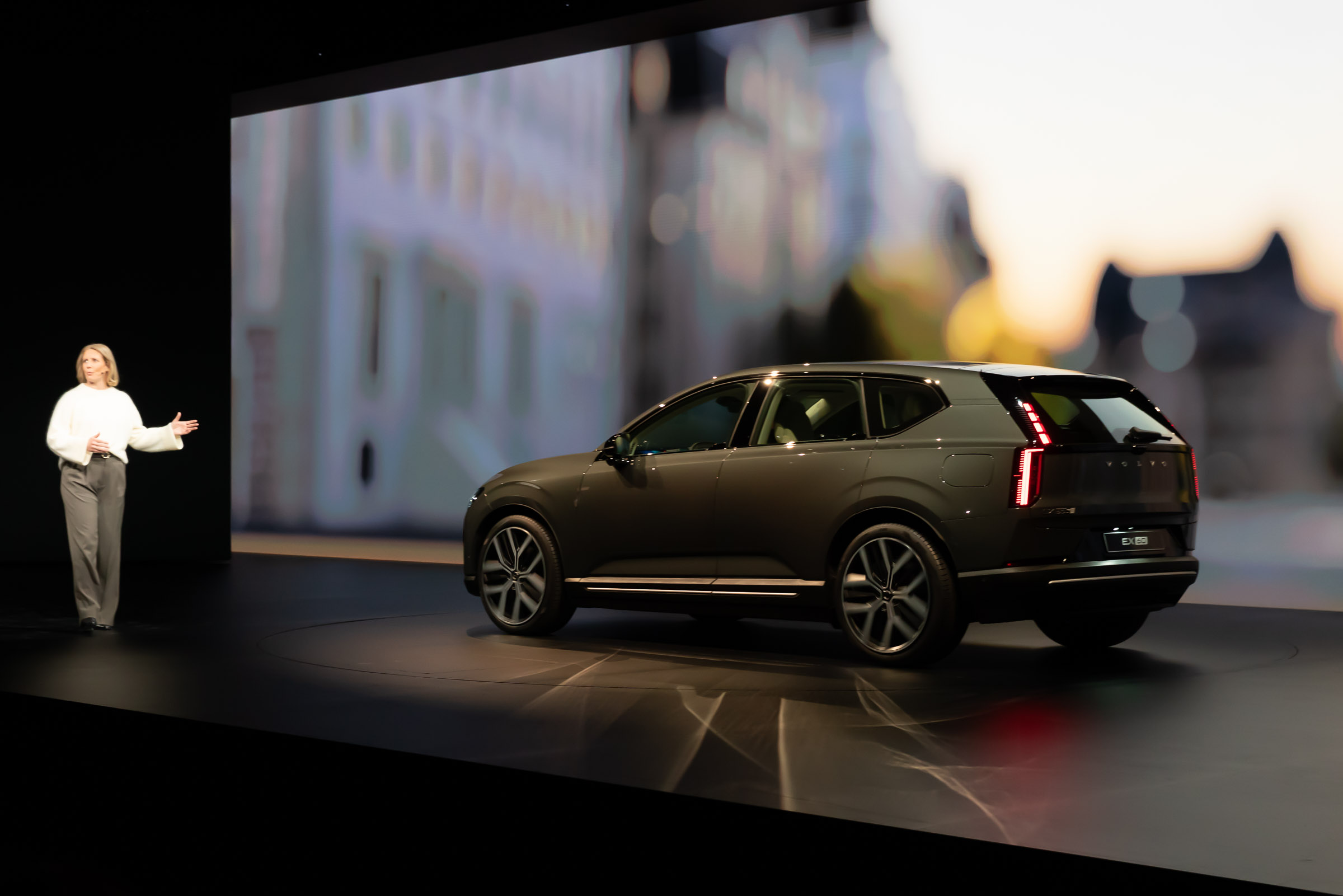 Megnéztük: Volvo EX60 – teljesen új korszak indul - Villanyautósok