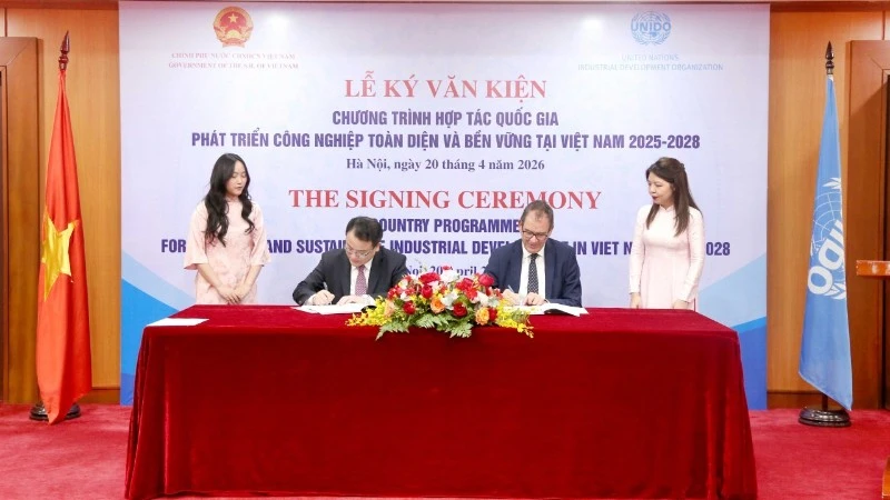 UNIDO và Việt Nam ký kết Chương trình Hợp tác quốc gia về thúc đẩy công nghiệp xanh, tuần hoàn và toàn diện