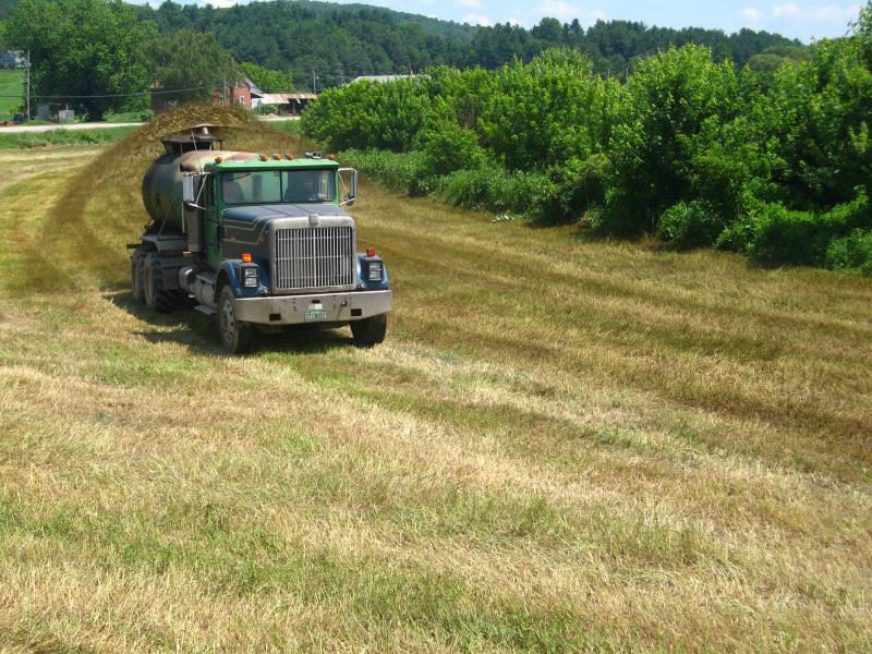 Sewage sludge spreading leads to farm groundwater PFAS contamination - VTDigger