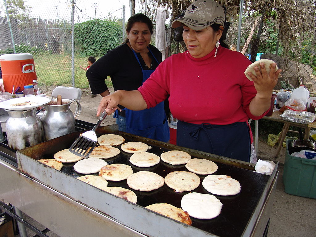 Street vending is legal in Los Angeles after a decade of organizing | Waging Nonviolence