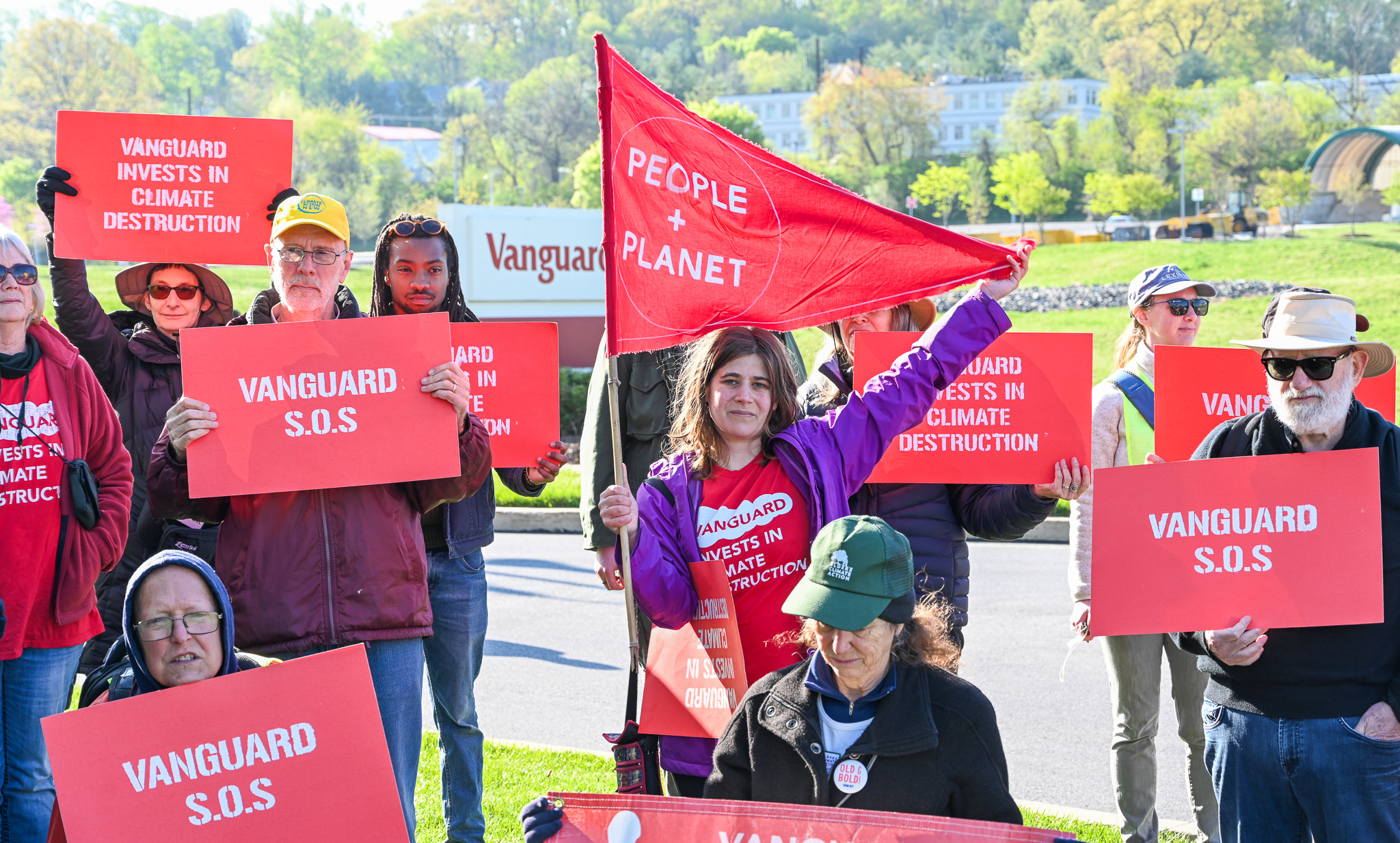 How protests that double as trainings are growing this divestment campaign | Waging Nonviolence