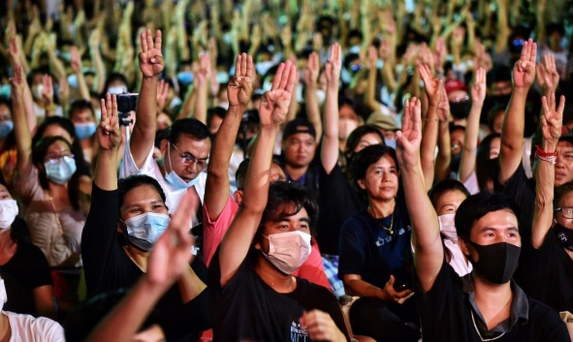 The pro-democracy movement has a built-in participation advantage | Waging Nonviolence