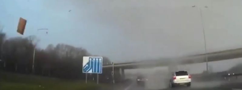 Tornado tears through Surrey, damaging at least 26 homes and 13 cars, UK - The Watchers