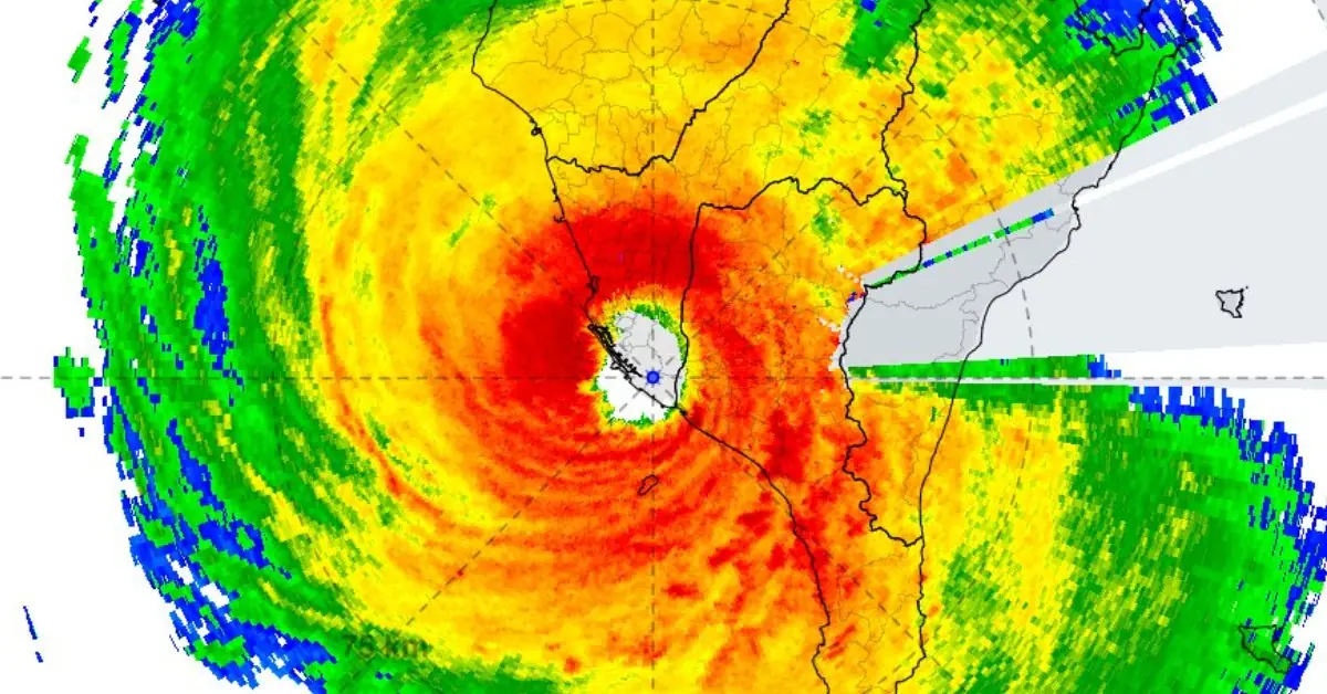 Typhoon “Krathon” makes landfall in Taiwan, dropping over 1 600 mm (66 inches) of rain over mountainous regions - The Watchers