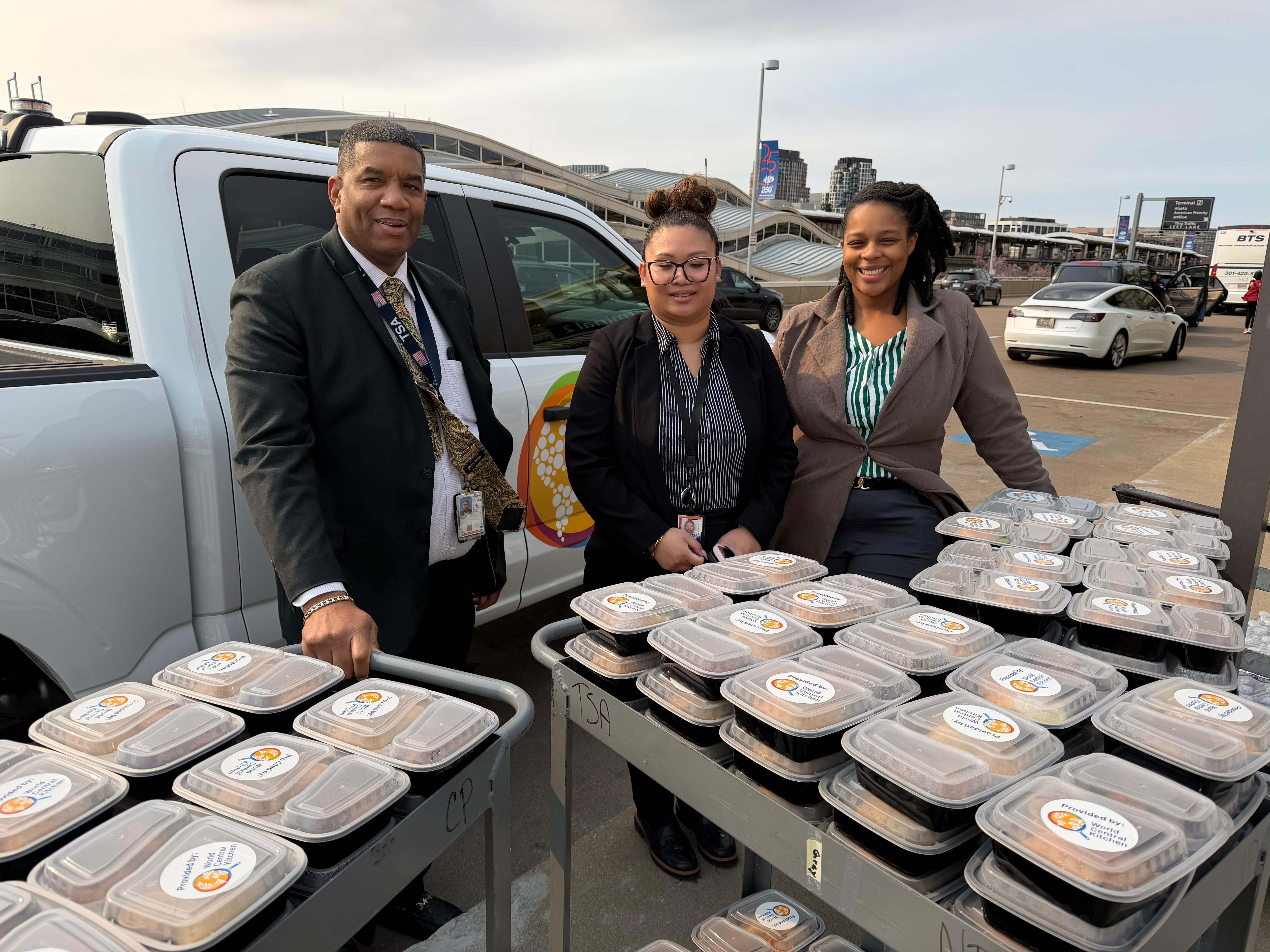 First Alert: WCK Relief Team Serving Meals to Airport Workers During Partial Government Shutdown | WCK