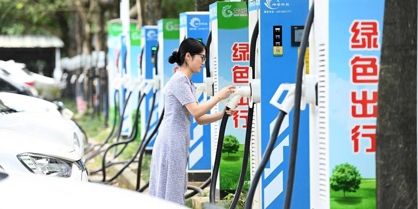 El rápido crecimiento de los VE en China debería acelerarse todavía más by Chris Busch - Project Syndicate