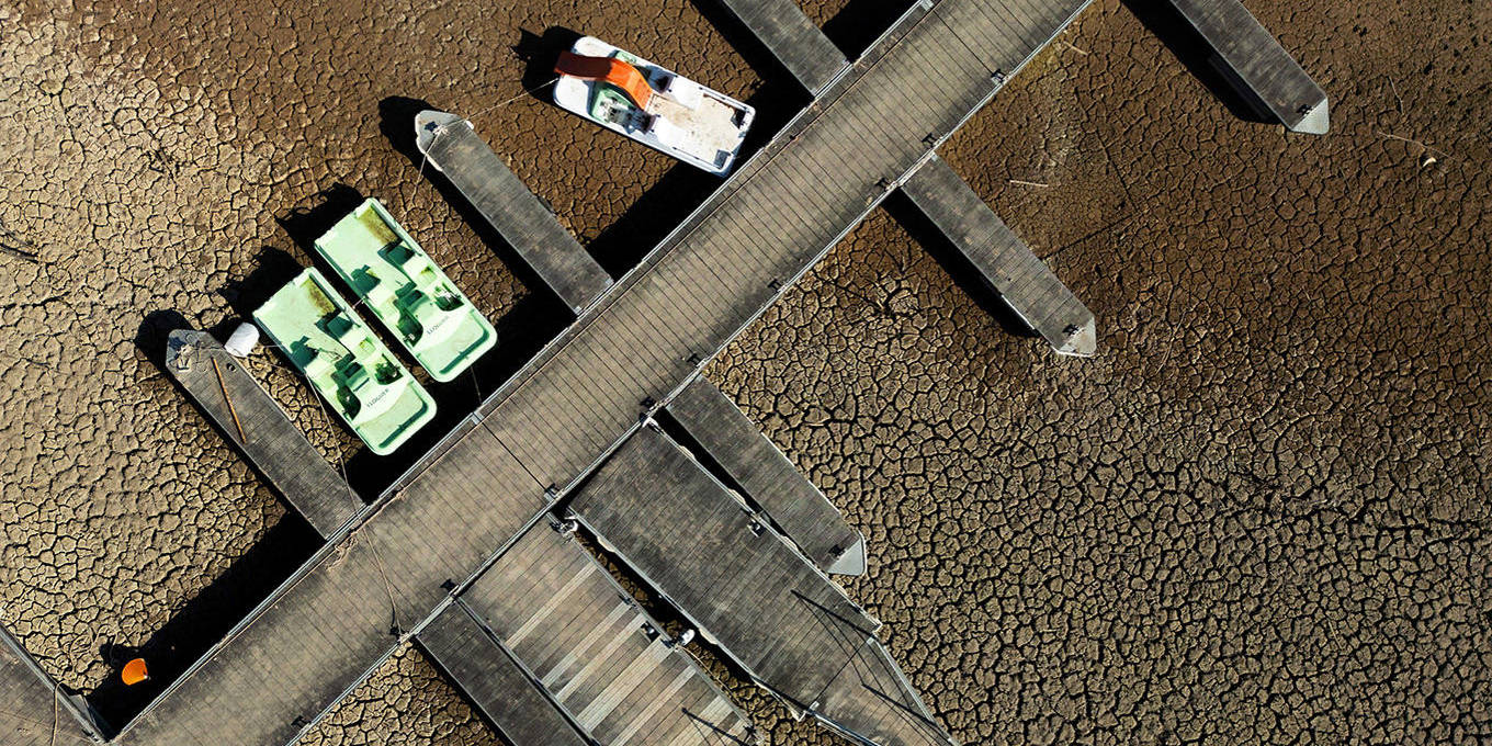 Superintelligence Is Not the Answer to Climate Change by Alex Friedman - Project Syndicate