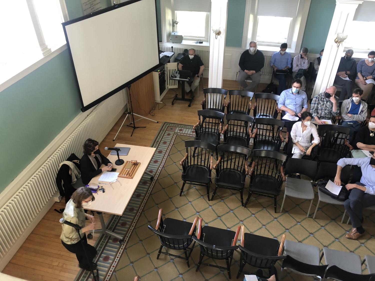 Faculty votes to scrap swim requirement – The Williams Record