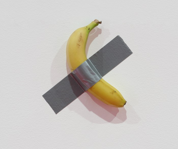 Art student eats Maurizio Cattelan's banana at Leeum - The Korea Herald