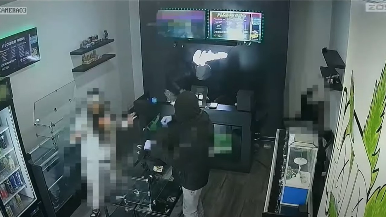 NW DC dispensary employee fatally shot during armed robbery; suspects wanted