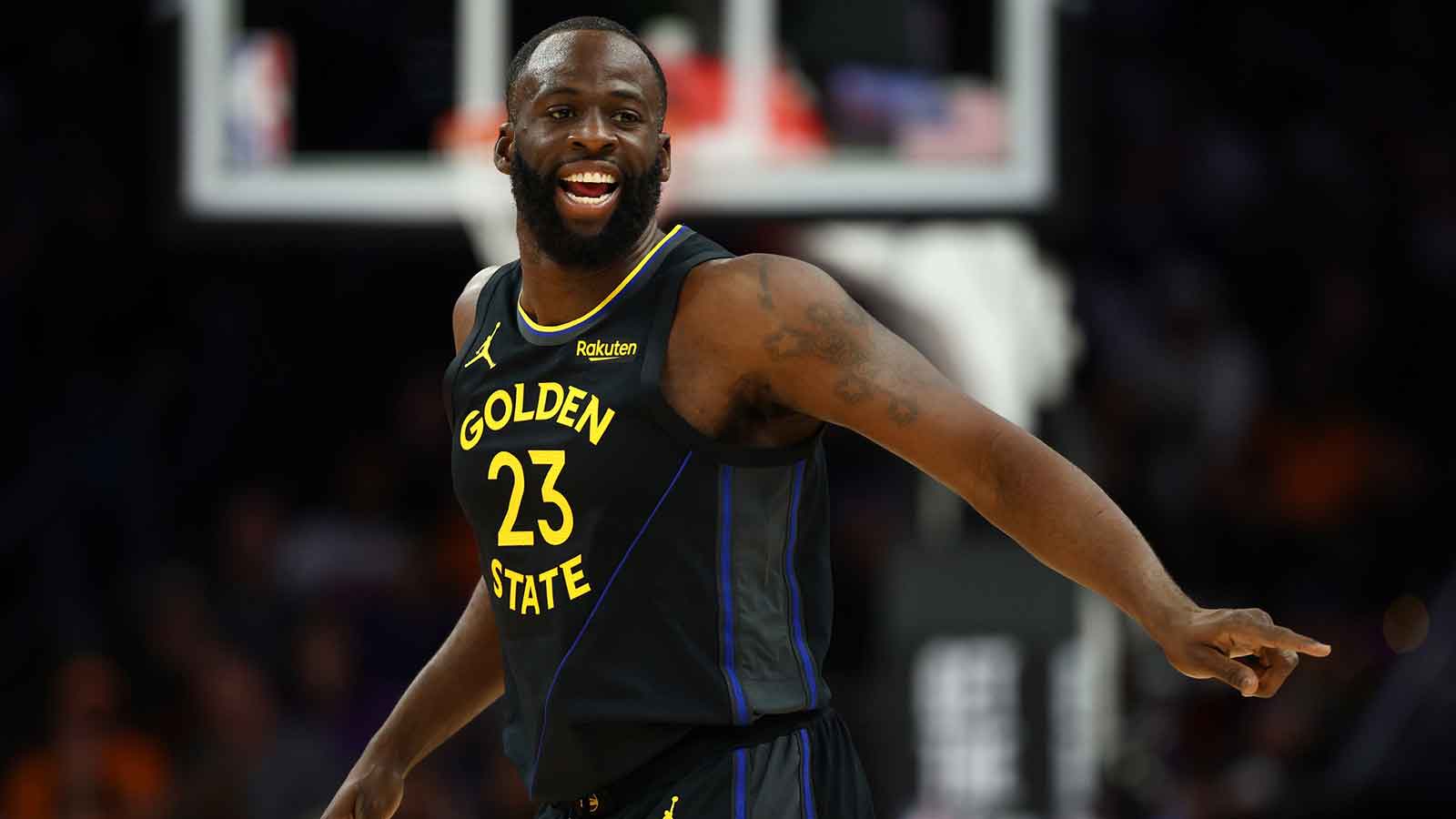 Warriors news: Golden State caps off wild comeback win over Suns, insane sequence
