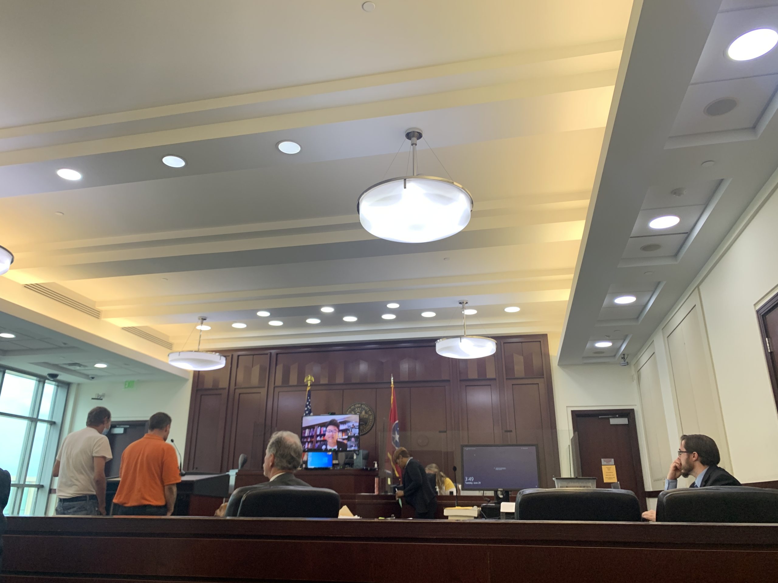 A Nashville Landlord And Tenant Struggle With Red Tape While Waiting For Rent Relief | WPLN News