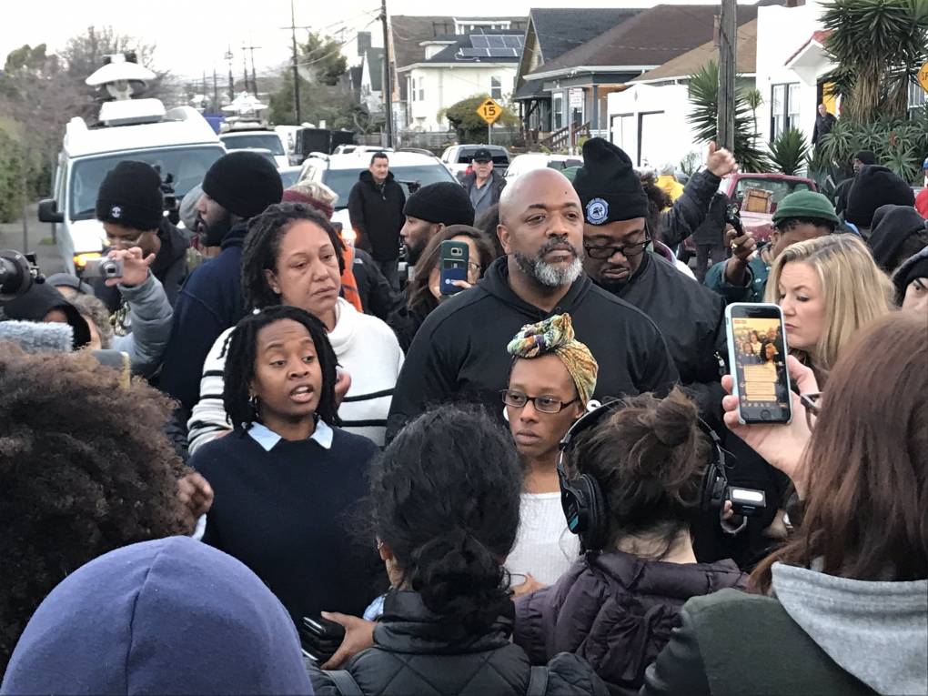Moms 4 Housing Members Evicted From Oakland Home, 4 Arrested | KQED