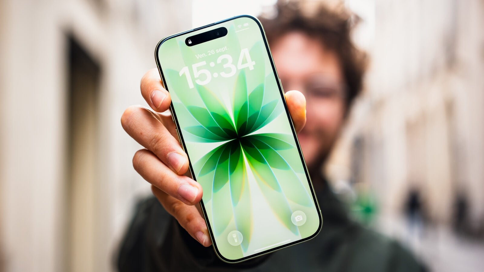 Test iPhone 17 : cette année, vous pouvez l'acheter les yeux fermés