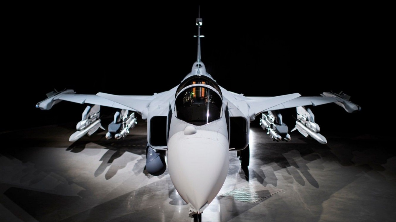 Sweden Bolsters NATO Air Defense in Poland with More JAS 39 Gripen Fighters - 19FortyFive