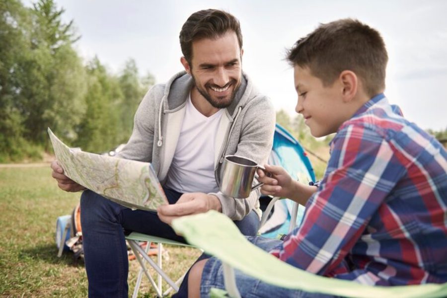 Tis the Season to Share: How Holiday Visitation Works in Shared Parenting Agreements