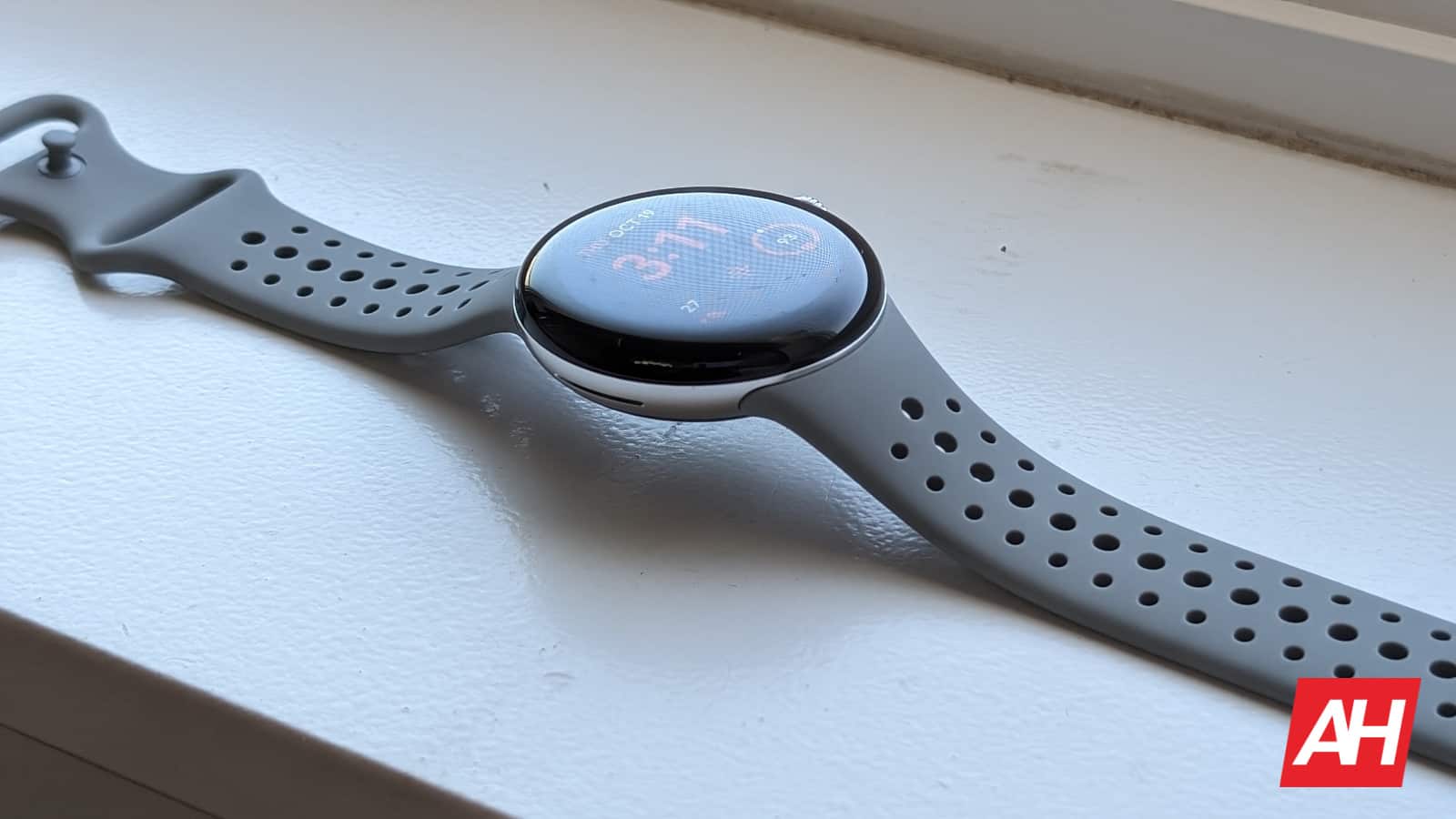 Google launches replacement program for Pixel Watch 1 & 2