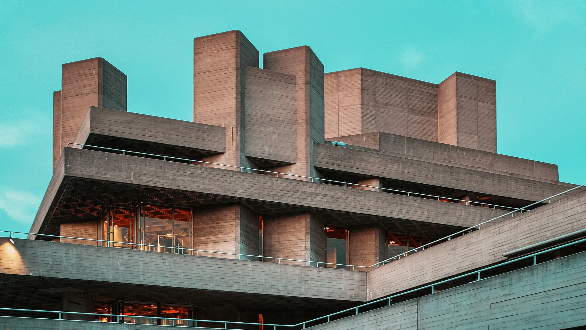 Brutalismo. Parliamo soprattutto di Architettura e insidie per l’arte - art a part of cult(ure)