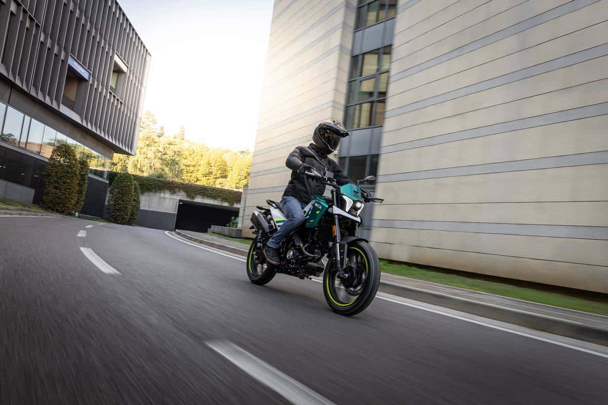 Benelli BKX 125 S arriva in Italia: la naked per giovani a 3.390€