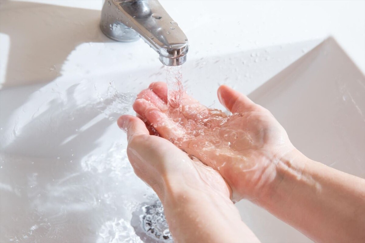 How to Save Water in the Bathroom: 11 Great Ideas