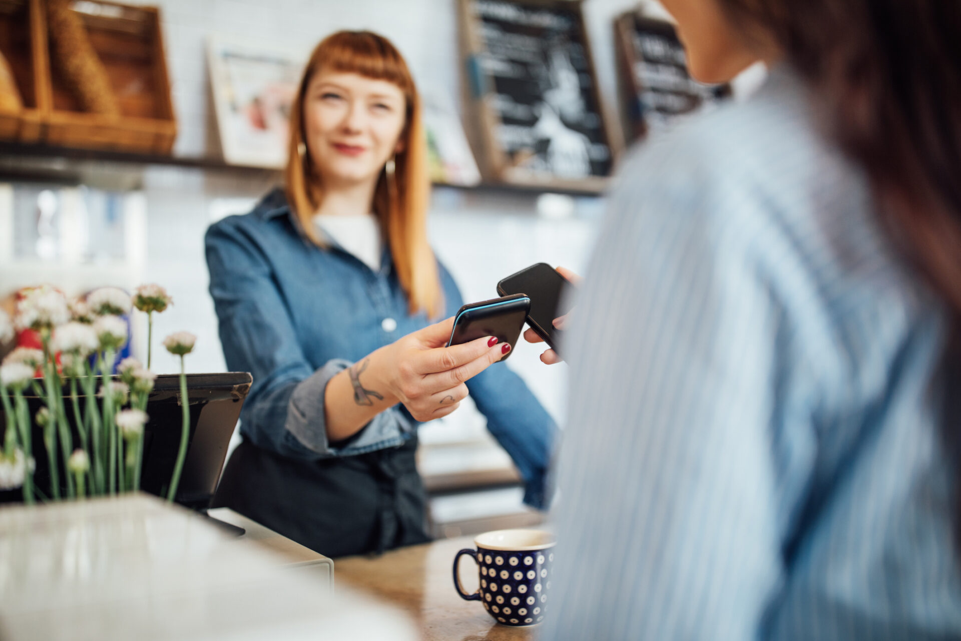 Tap to Pay : la fin du TPE classique pour les commerçants ? |