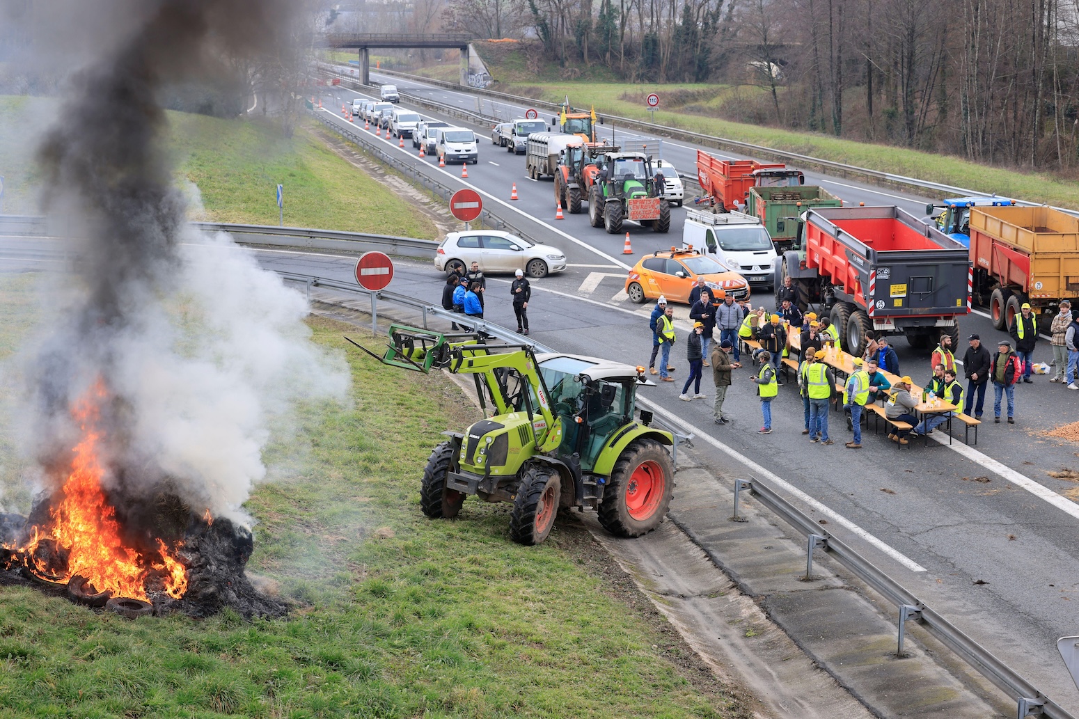Analysis: How do the EU farmer protests relate to climate change? - Carbon Brief