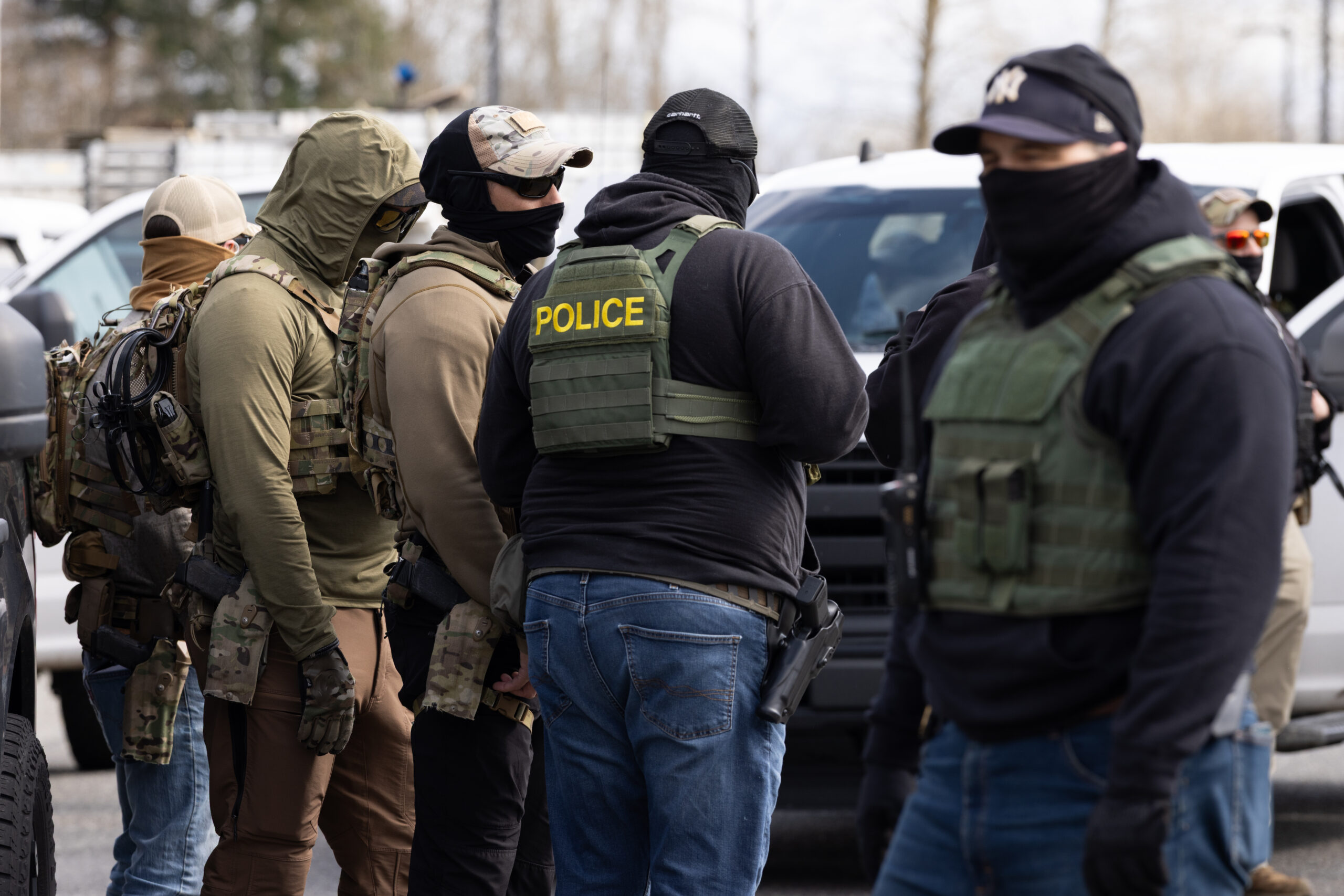 Update: 37 workers arrested at Mt. Baker Roofing in ICE raid Wednesday | Cascadia Daily News