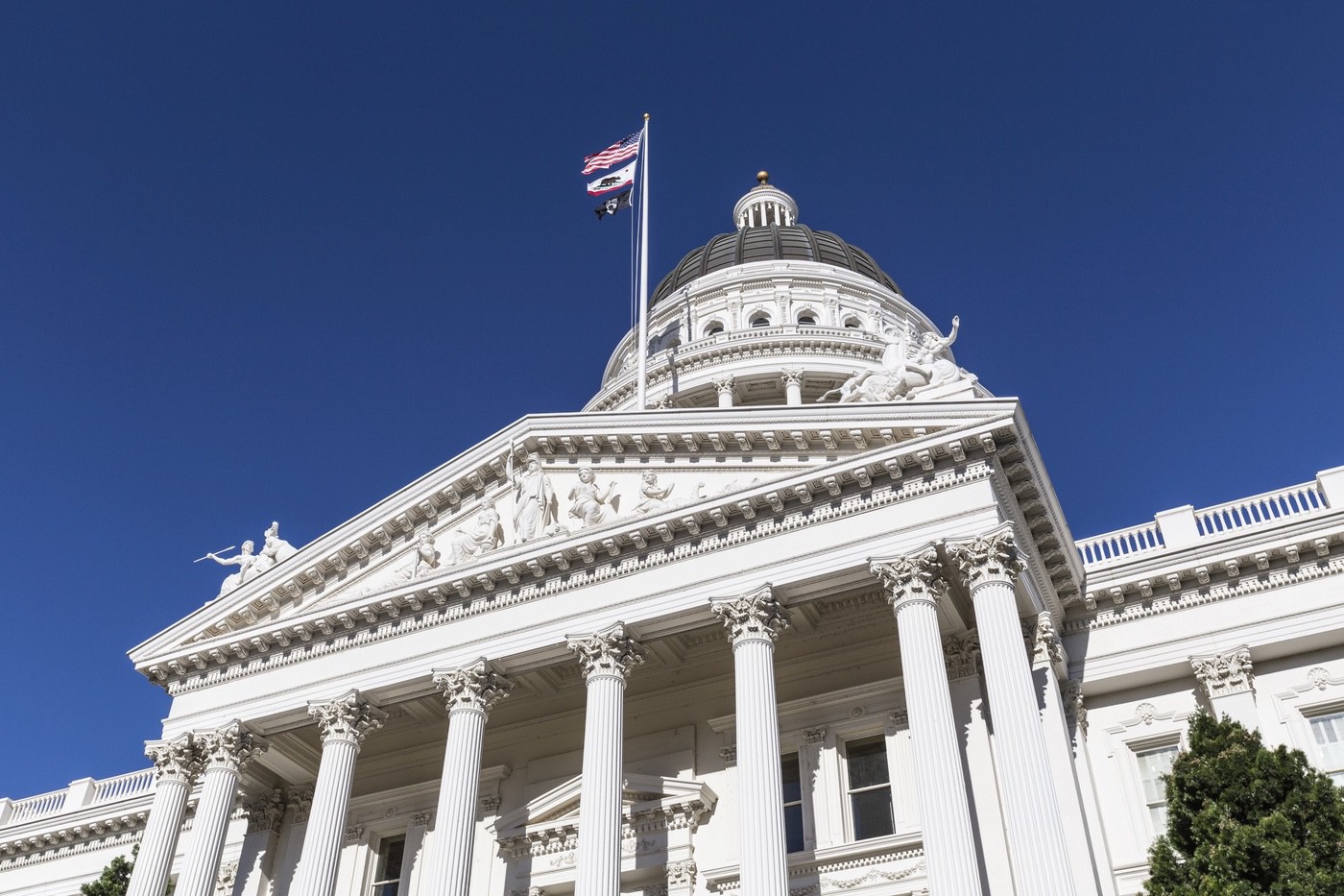 Stayin‚Äô Alive: California Supreme Court Holds that PAGA Representative Claims Can Remain in State Court during Arbitration of Individual Claims | CDF Labor Law LLP