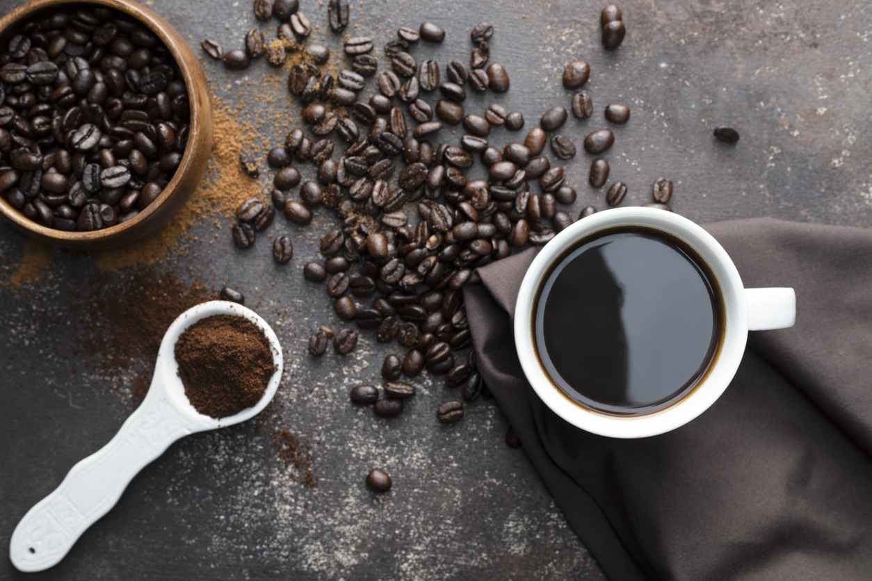 Auf keinen Fall im Kühlschrank: An welchem Ort Sie Kaffeebohnen lagern sollten - CHIP