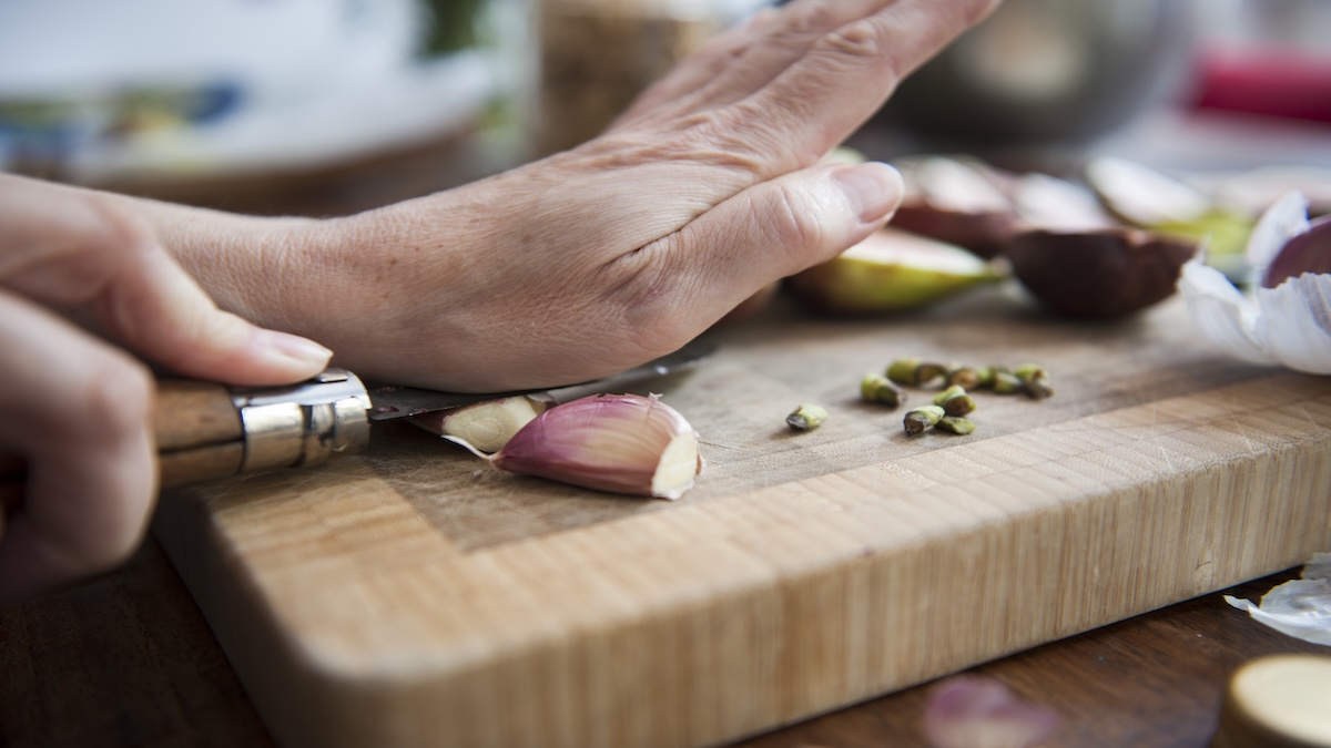 Täglich Knoblauch essen: Gesund oder riskant? - CHIP