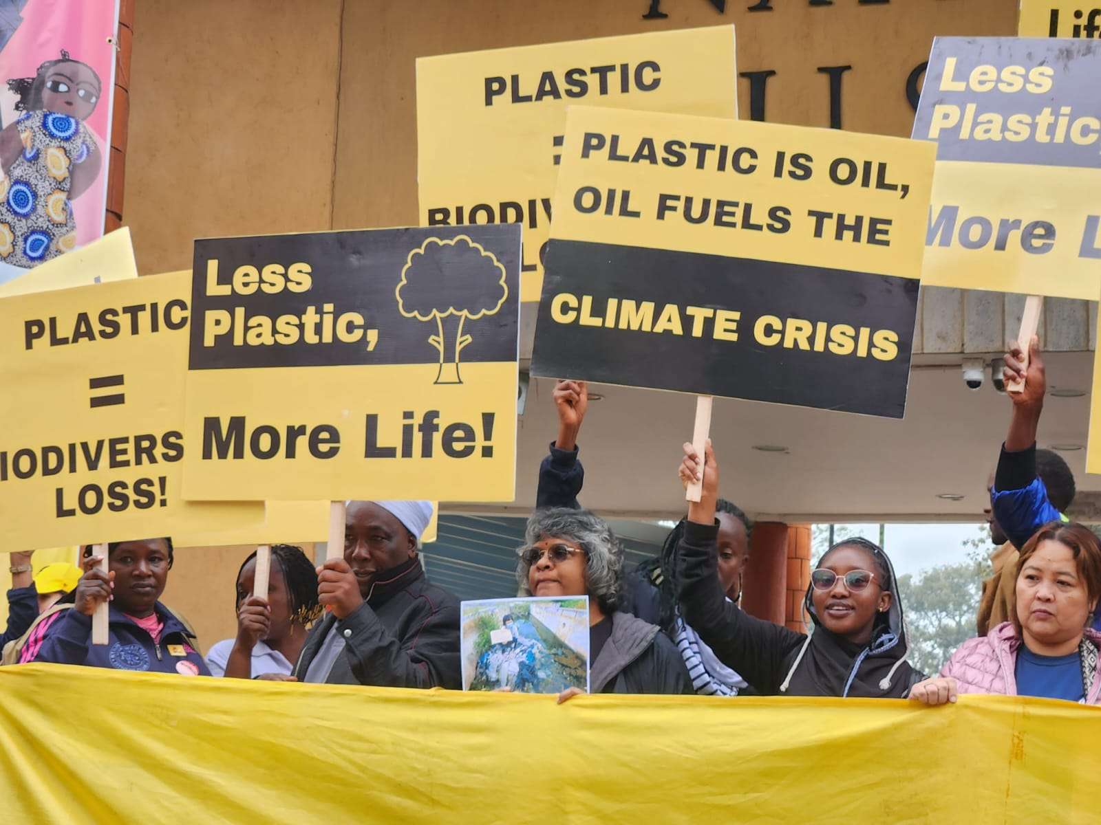 INC-4: Ticking Clock in Ottawa for Critical Plastics Treaty Negotiations - Center for International Environmental Law