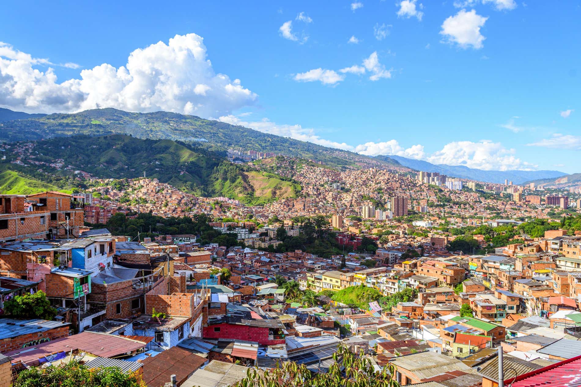 Comuna 13 Medellín Guide: Street Art, History, & Tours | Civitatis