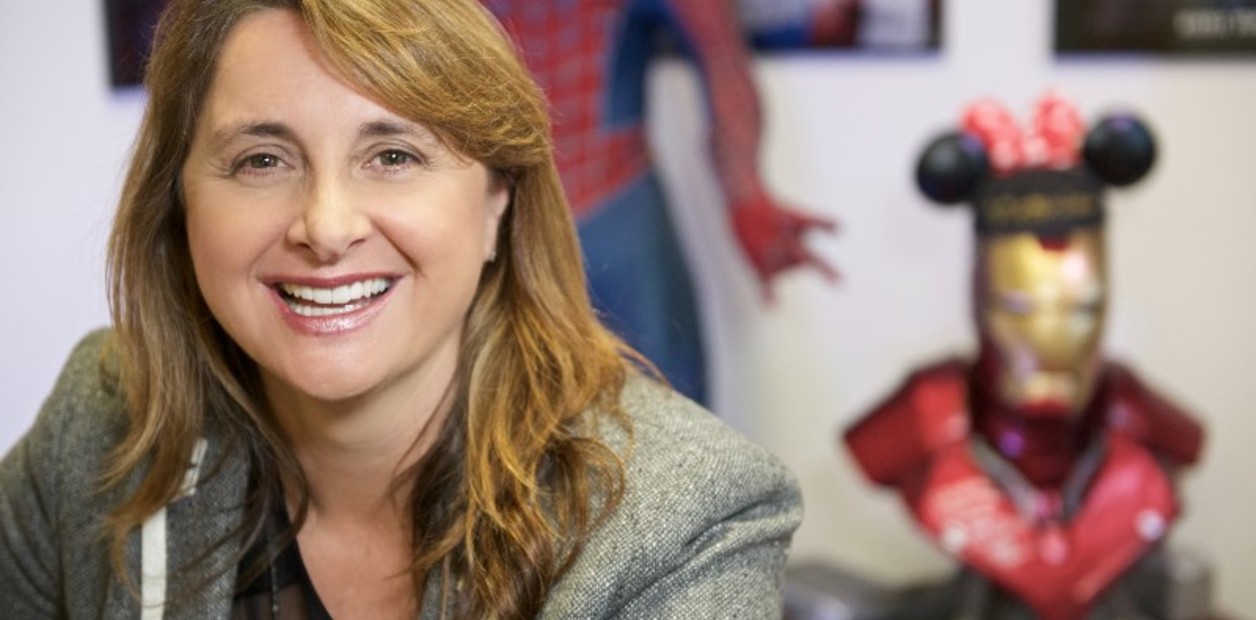 Entrevista exclusiva: quién es la argentina vicepresidenta de Marvel, la mujer más poderosa de Hollywood