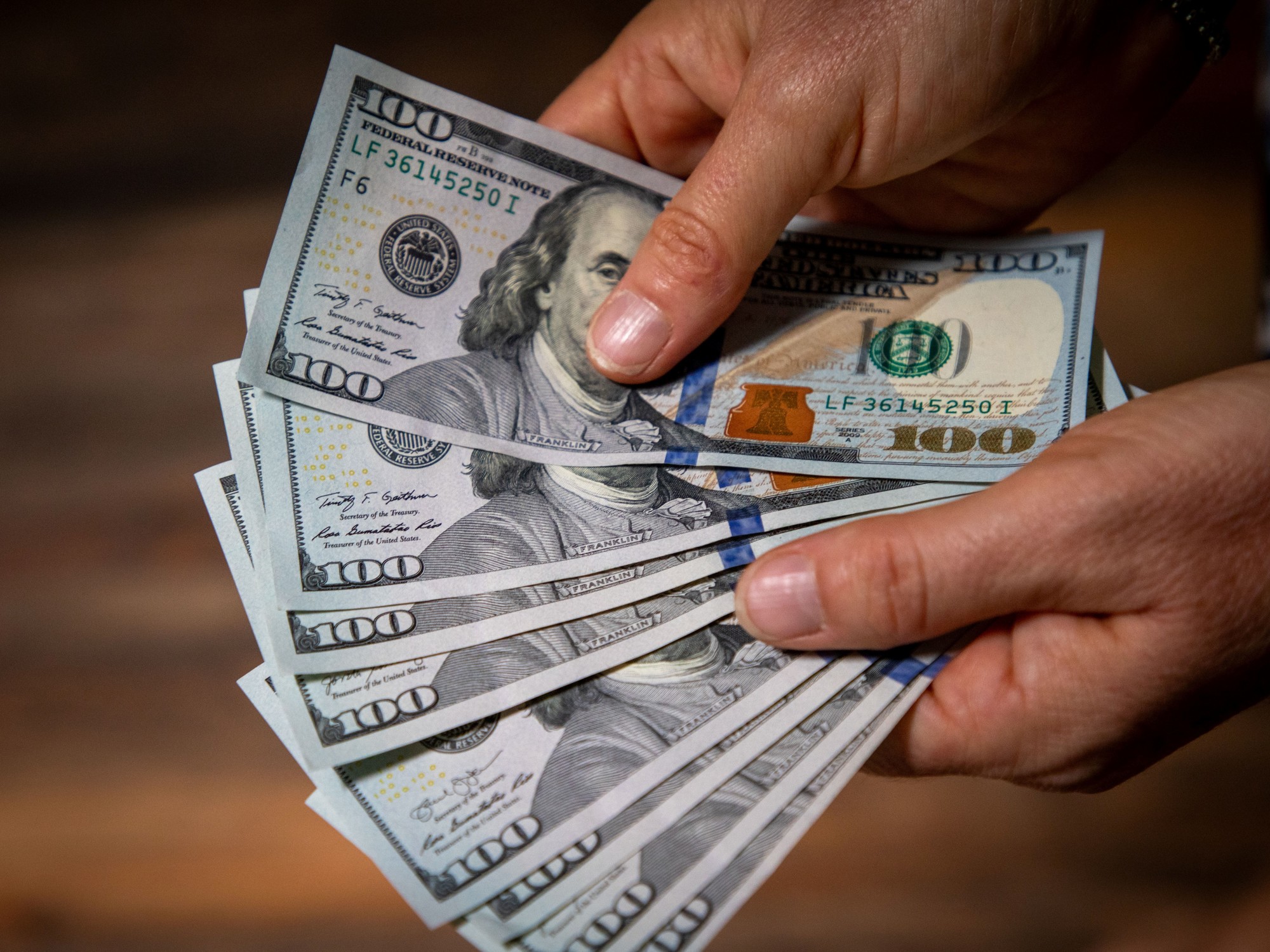 Dólar hoy y dólar blue, EN VIVO: a cuánto cotizó el oficial y cuál fue el precio del paralelo este miércoles 4 de febrero, minuto a minuto