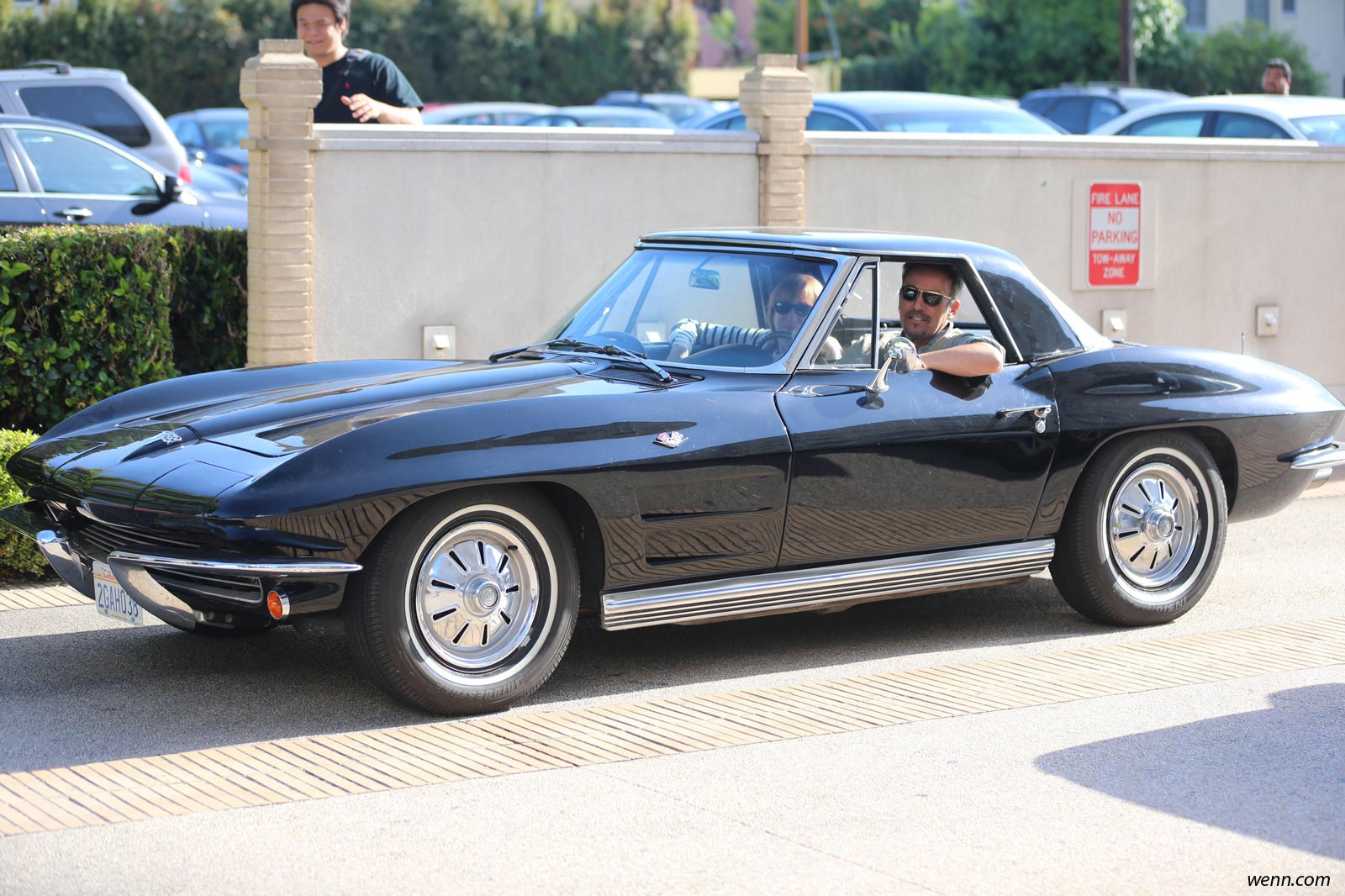 [PICS] Bruce Springsteen's Little Black Corvette - Corvette: Sales, News & Lifestyle