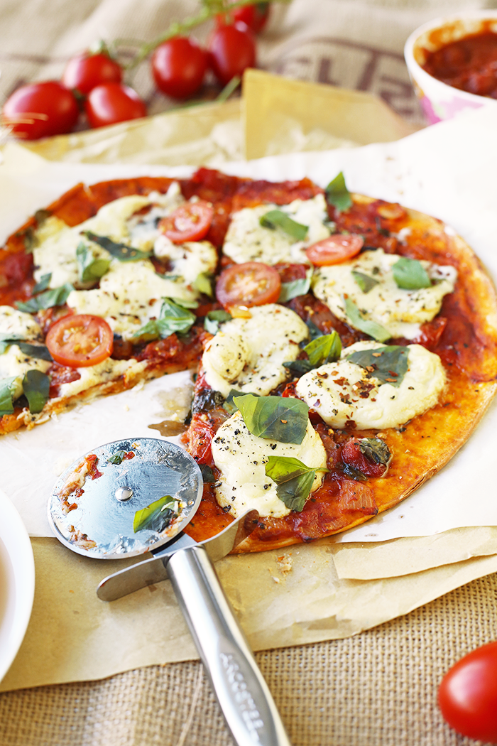 Vegan Pizza Margherita – Crazy Vegan Kitchen