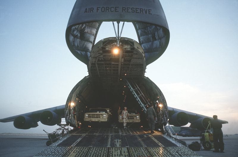 Gulf War: Logistics Marvels Made the "Left Hook" Work | Defense Media Network
