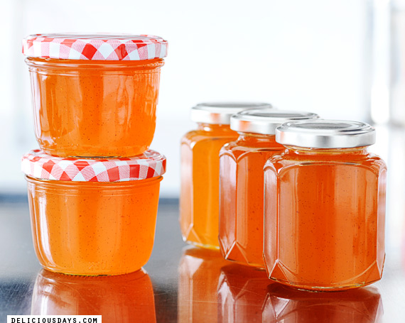 Last minute Christmas gifts – Manderol jelly & some free gift tags » delicious:days