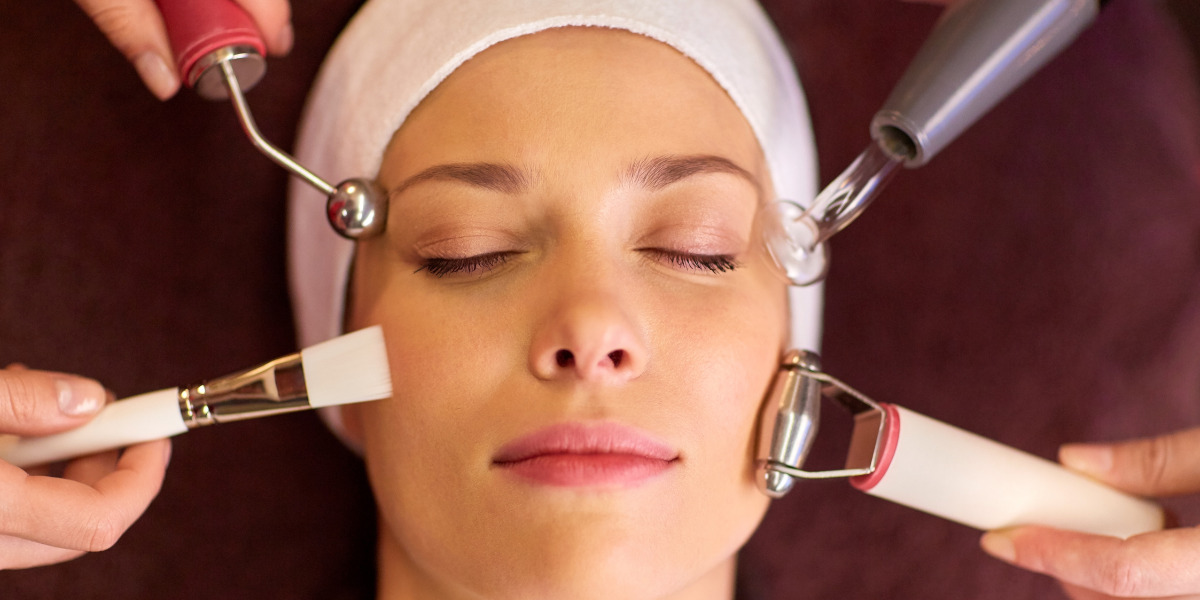 The Benefits of Galvanic Facial Therapy | DermApproach Skin Care Clinic