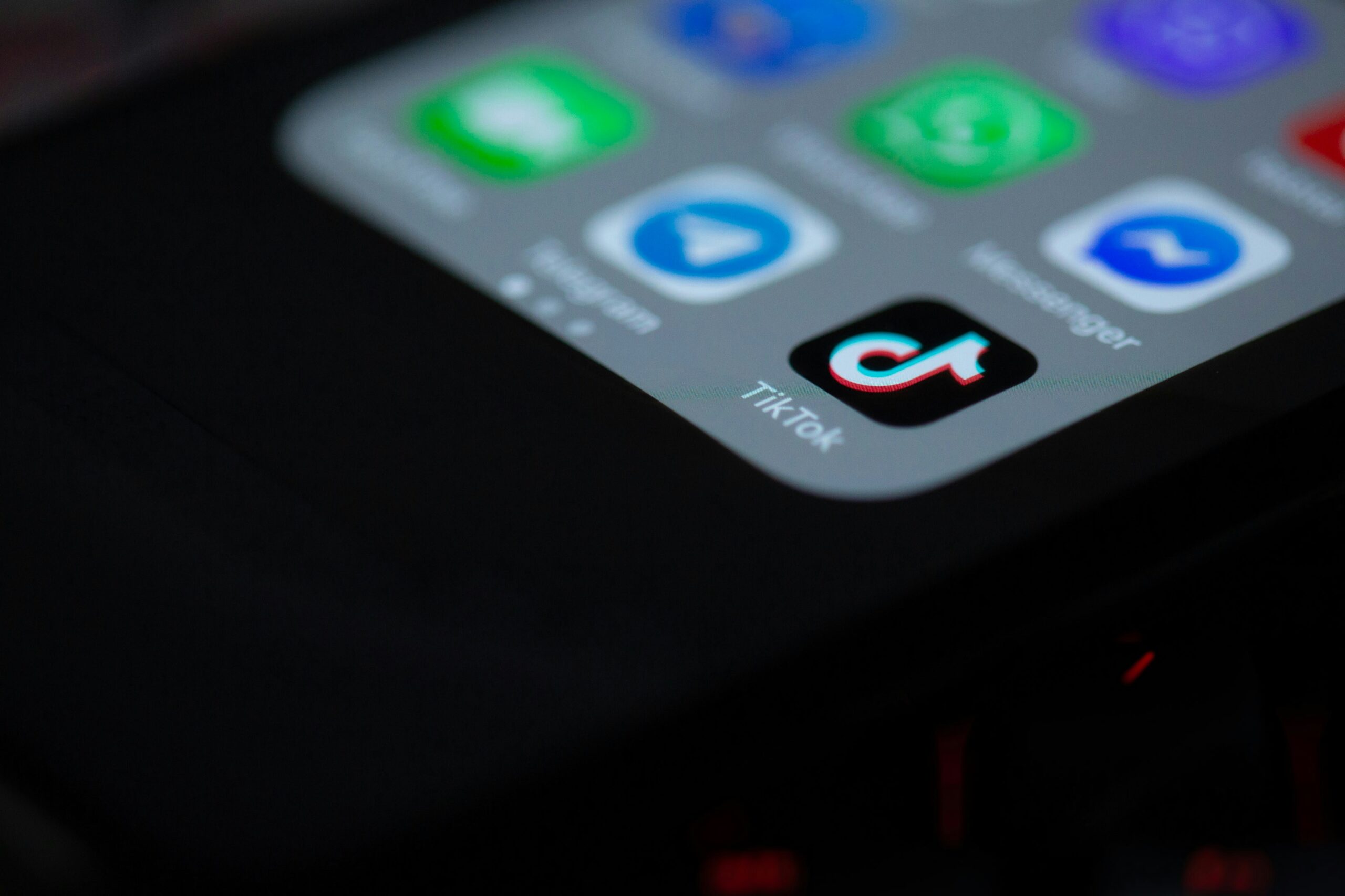 EU-Kommission leitet DSA-Verfahren gegen TikTok ein - Deskmodder.de