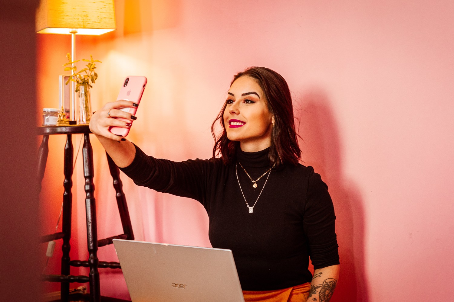 1 milliárd körül járhat a teljes hazai influencer médiaköltés - Marketing - DigitalHungary – Ahol a két világ találkozik. Az élet virtuális oldala!