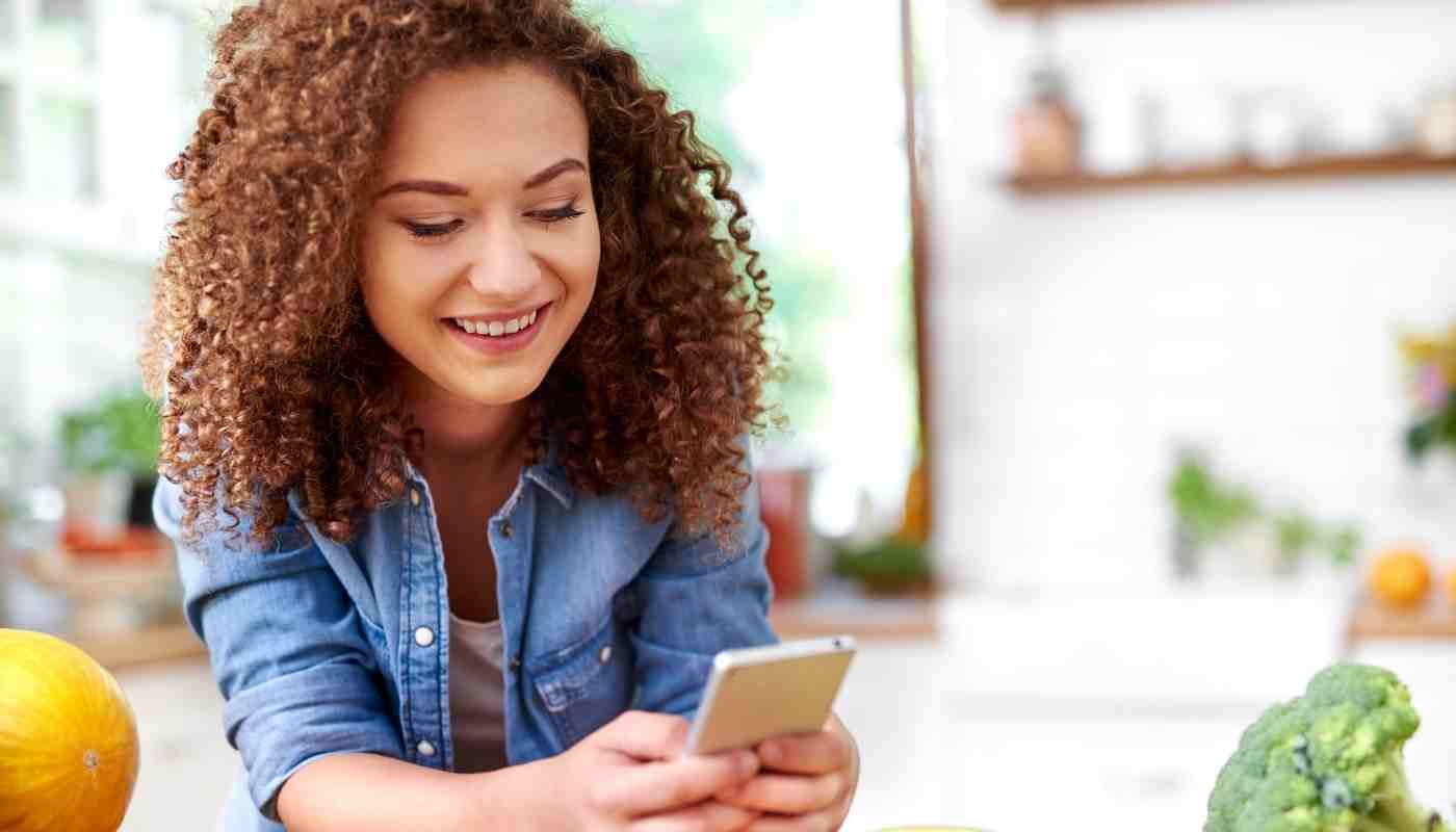 70+ Side Hustle Apps to Make Money Fast (Ultimate 2025 List)
