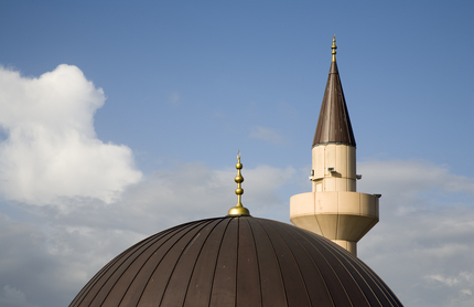Mosque-run Salafist schools are teaching children sharia law: report - DutchNews.nl